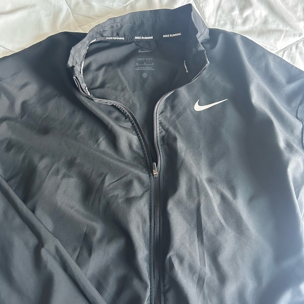 Nike wind breaker